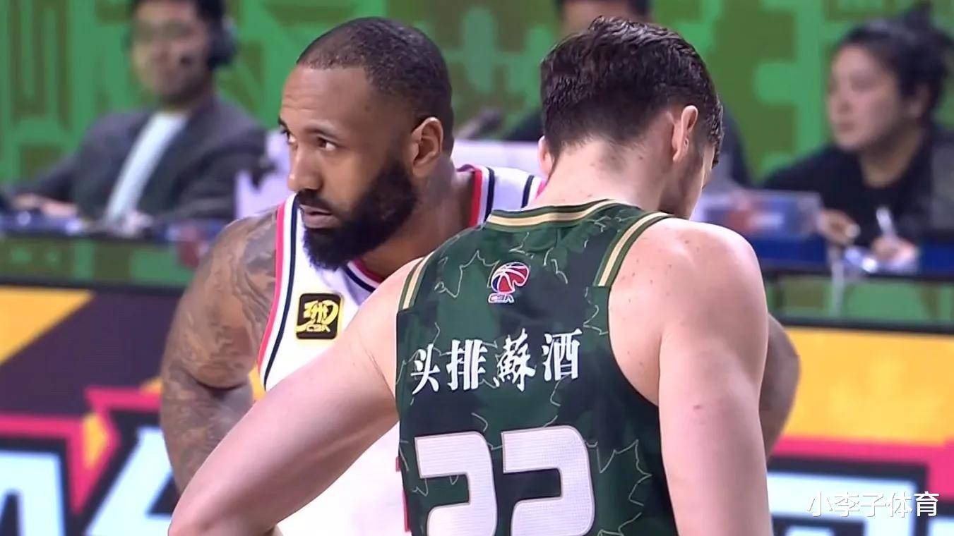 爱游戏官网网页版入口-包含外援表现抢眼，带领球队连胜势不可挡的词条