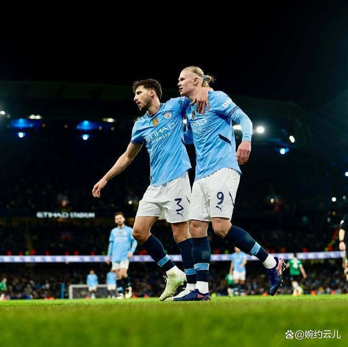 包含曼城主场取胜，晋级形势稳固的词条