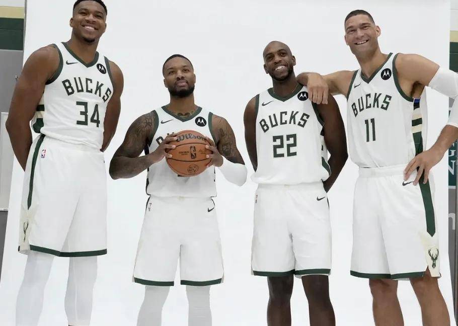 包含雄鹿力克对手，东部半决赛开门红的词条