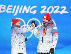 俄罗斯运动员收获银牌，感慨万千