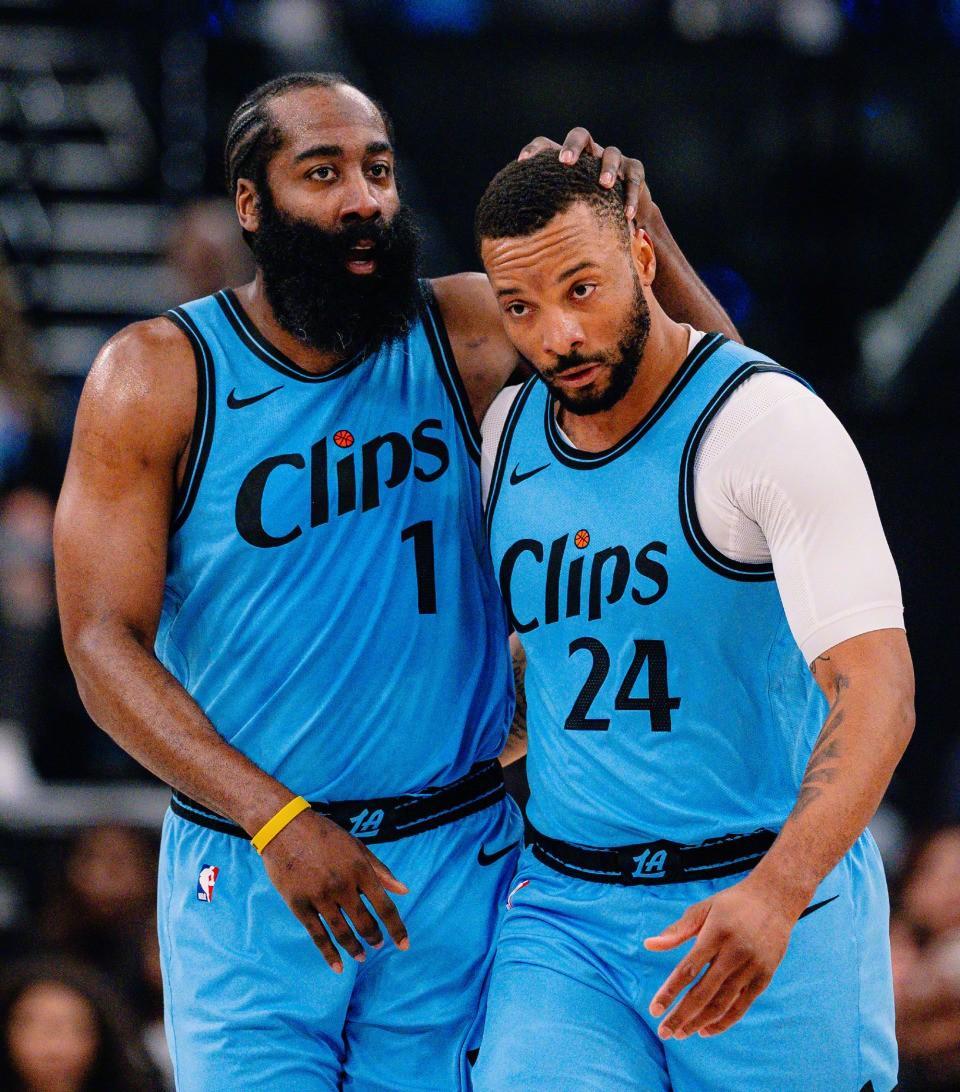 爱游戏app-快船大胜开拓者，莱纳德荣耀再现