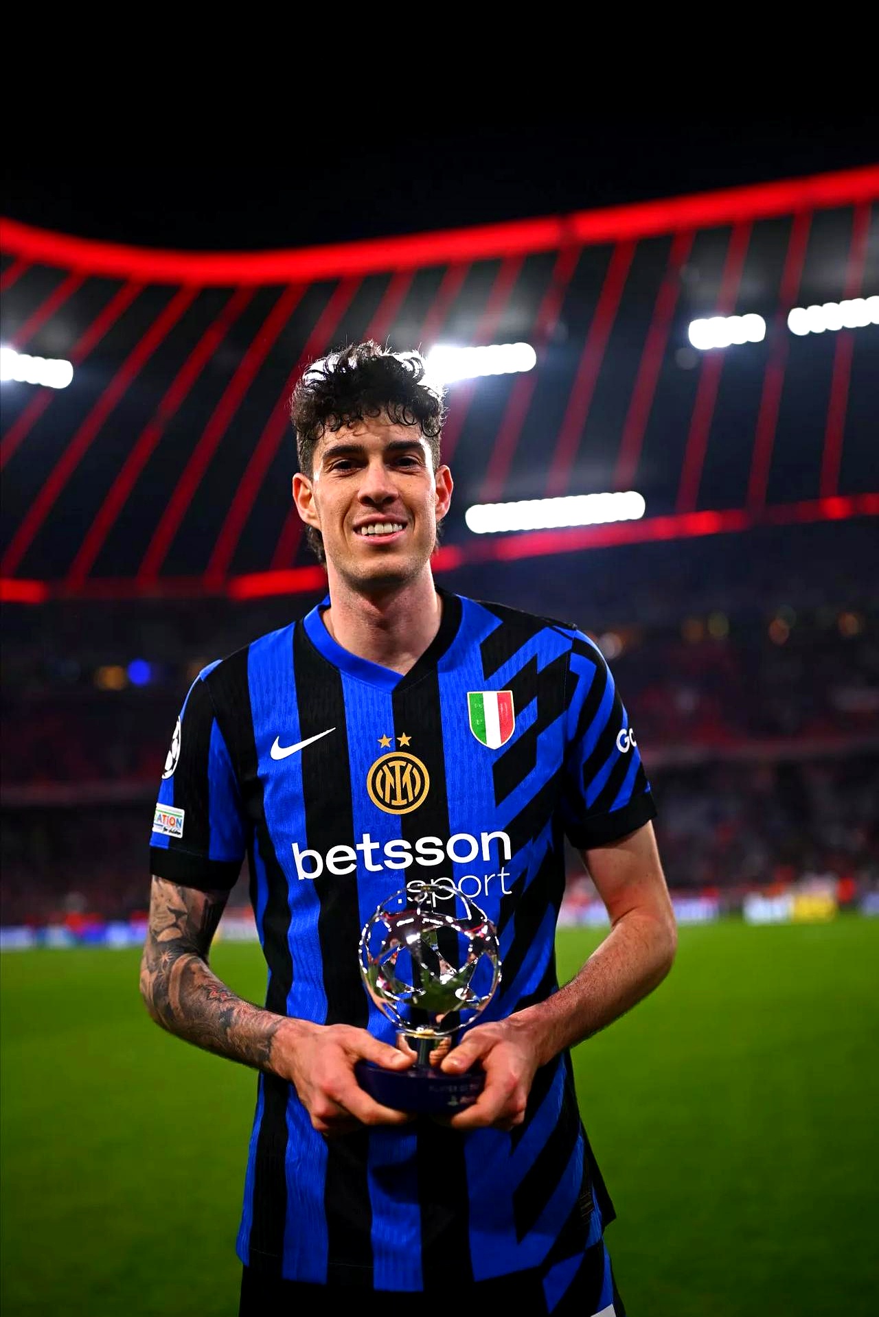 阿扎尔助尤文图斯晋级，欧冠八强赛季燃情继续的简单介绍