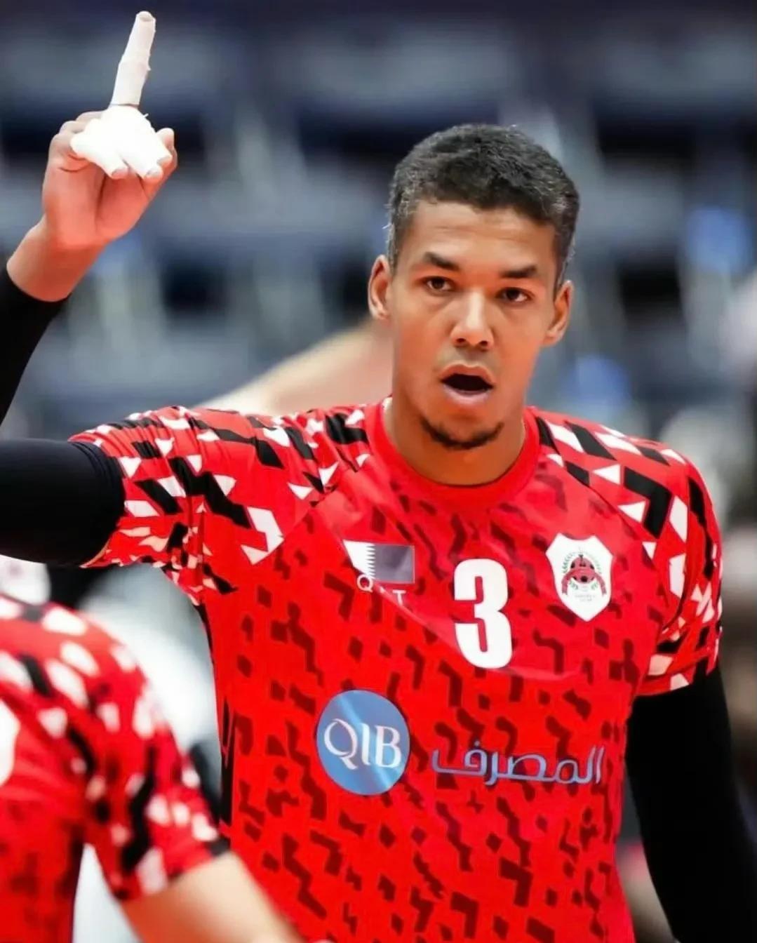 荷兰队布日突击欲以赢球为目标,备战水原三星的简单介绍 荷兰队布日突击欲以赢球为目标,备战水原三星的简单介绍