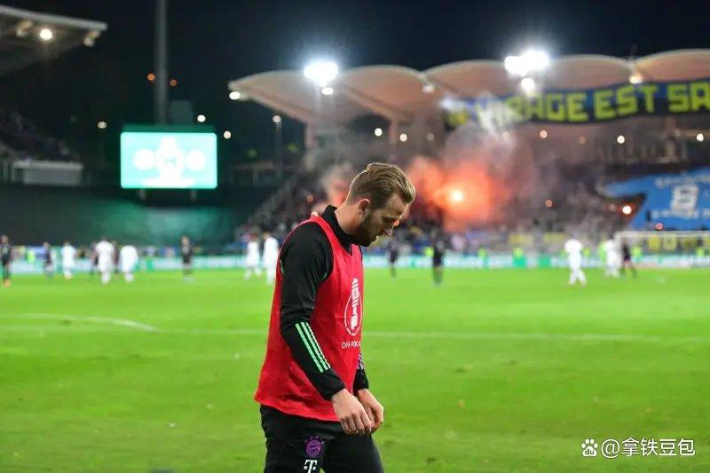 拜仁惜败落败,转战联赛再战冠军梦的简单介绍 拜仁惜败落败,转战联赛再战冠军梦的简单介绍