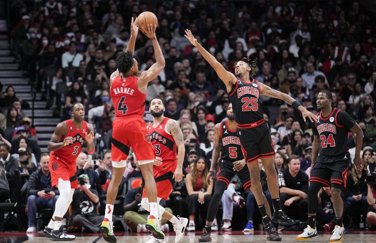 关于猛龙完胜尼克斯，希亚卡姆事业高峰的信息