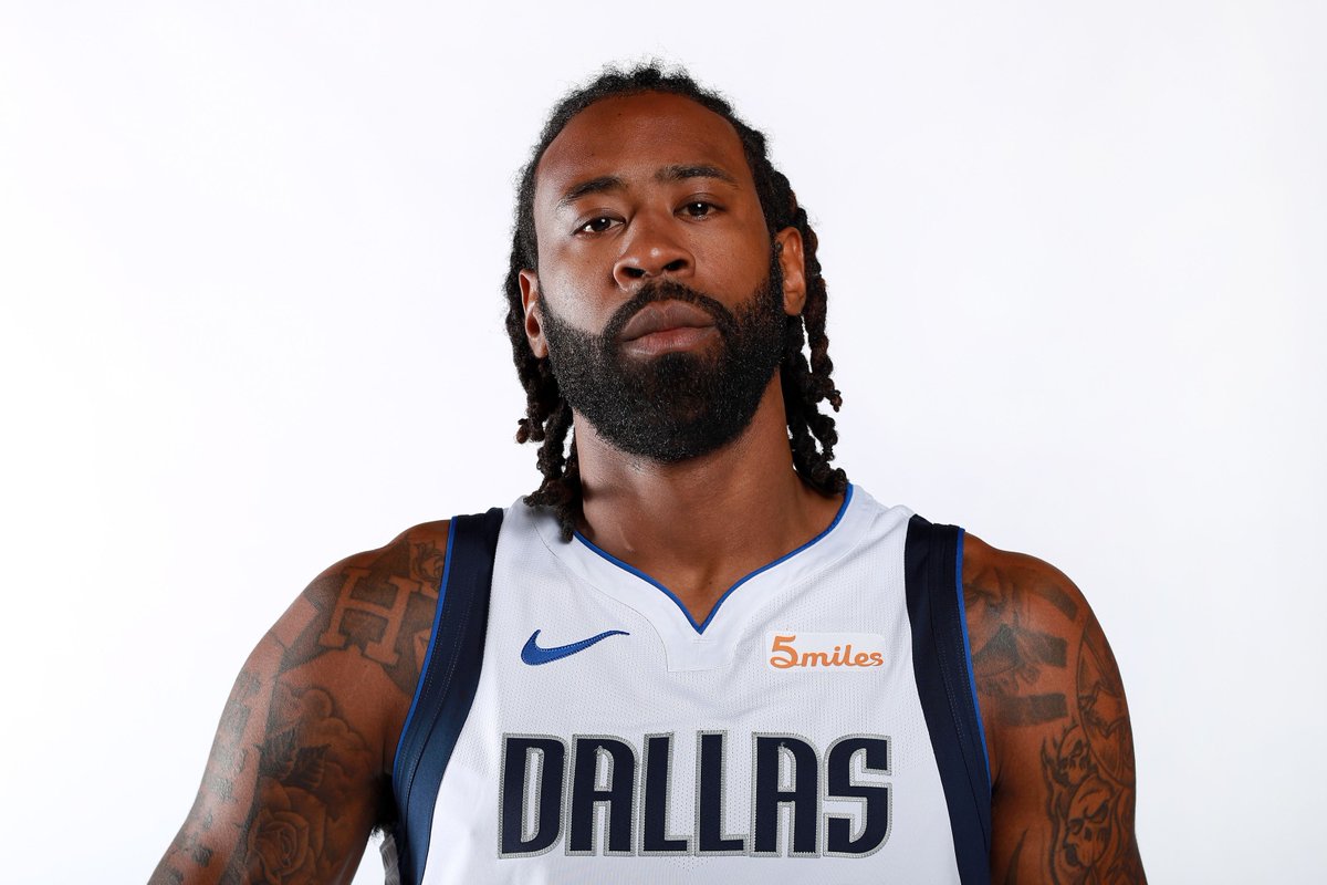 小牛队频频告捷,乔丹大秀高效进攻成为团队核心的简单介绍 小牛队频频告捷,乔丹大秀高效进攻成为团队核心的简单介绍