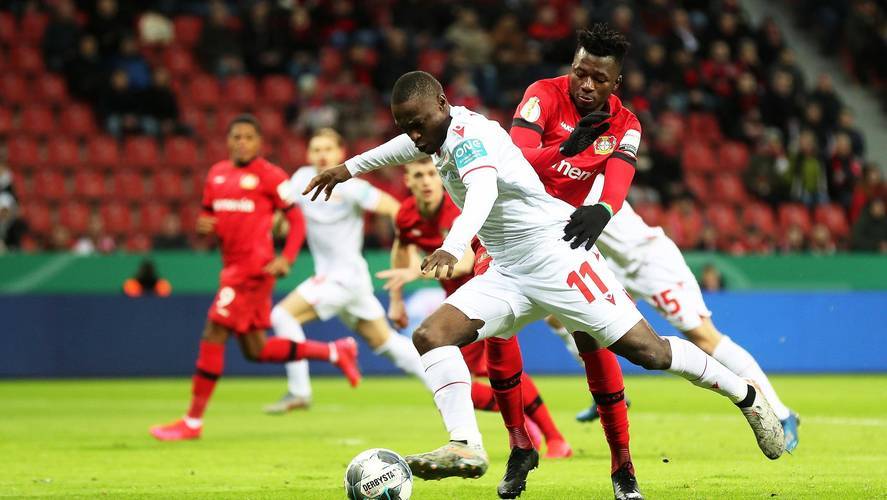 斯图加特大胜美因茨,球员士气高昂的简单介绍 斯图加特大胜美因茨,球员士气高昂的简单介绍