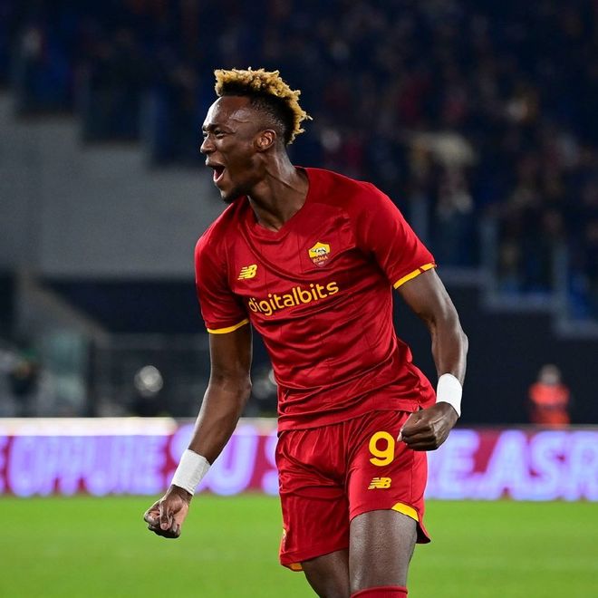 爱游戏在线登录-意甲劲旅继续领跑，展现无敌气势